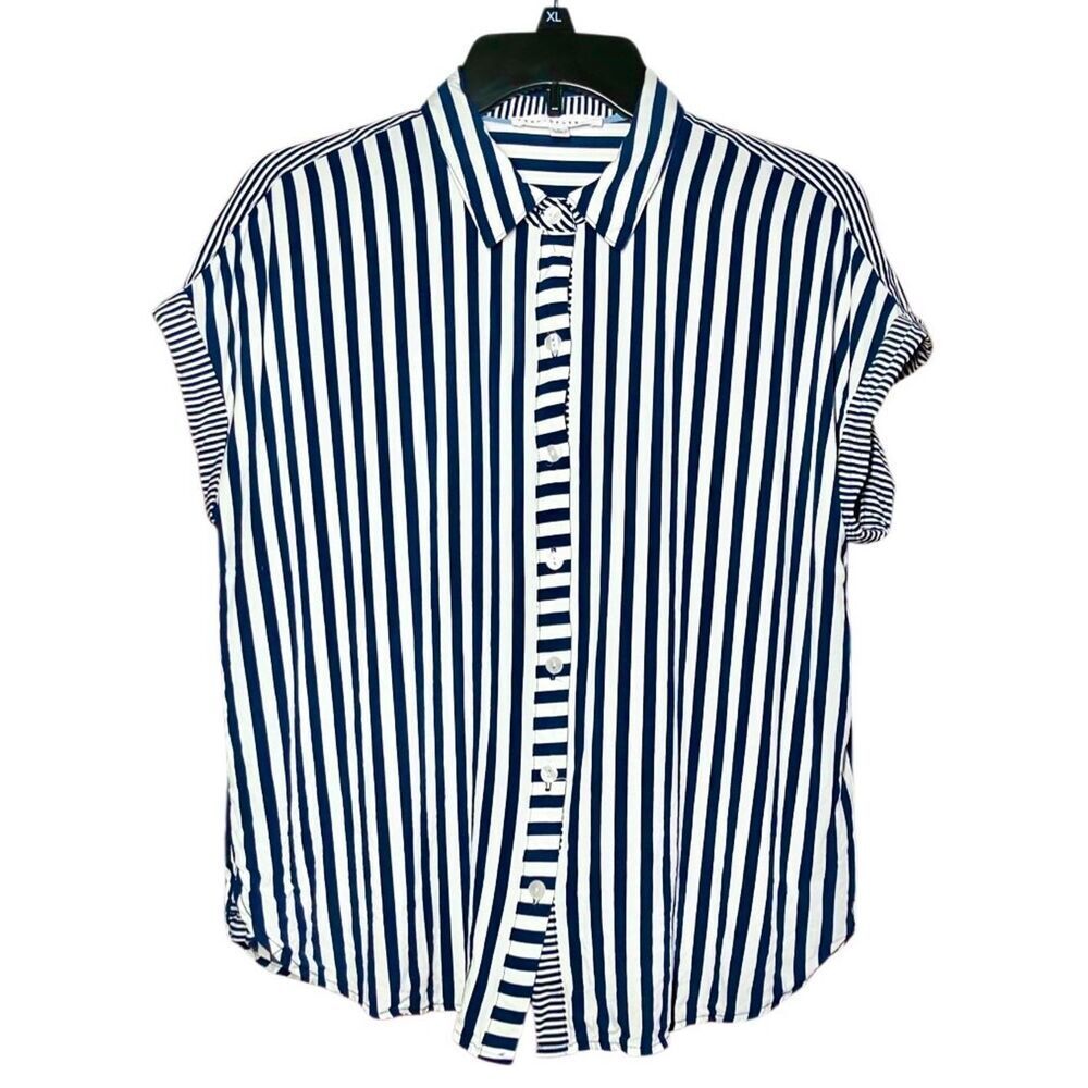 Jane and Delancey Striped Button Down Top in Navy Blue/White Womens L